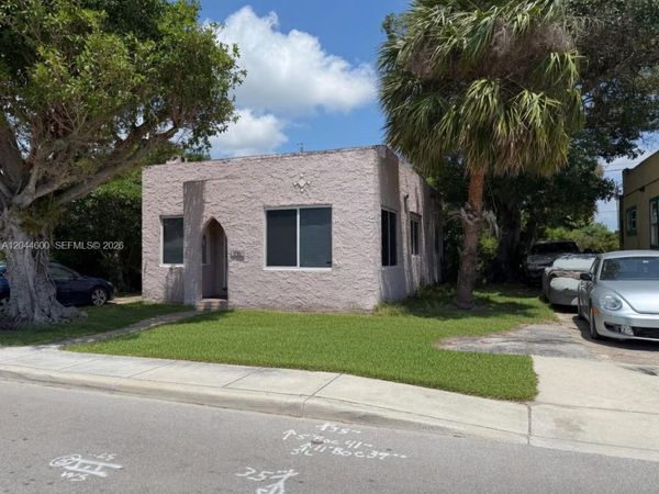 1154 W 25th St , Riviera Beach, FL 33404