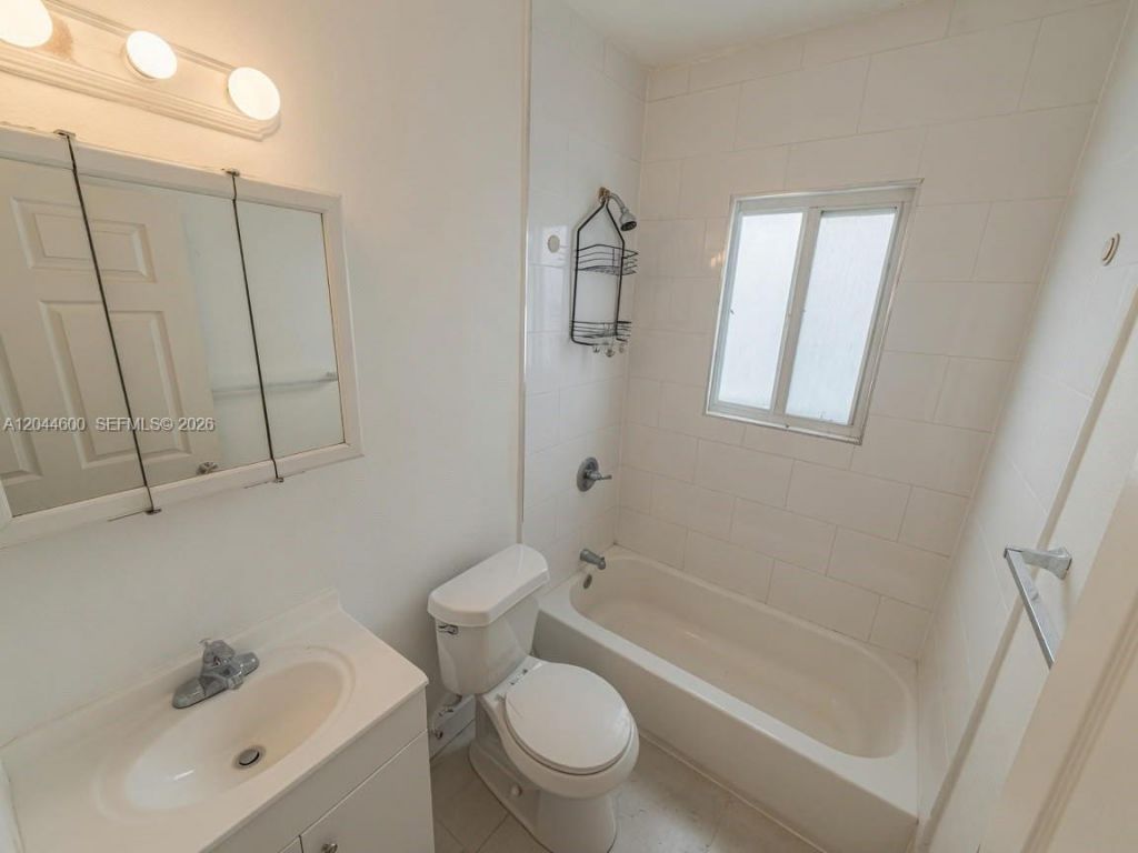 1154 W 25th St, Riviera Beach, FL 33404 Photo
