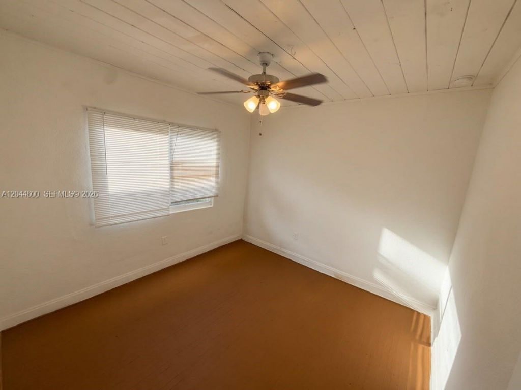 1154 W 25th St, Riviera Beach, FL 33404 Photo