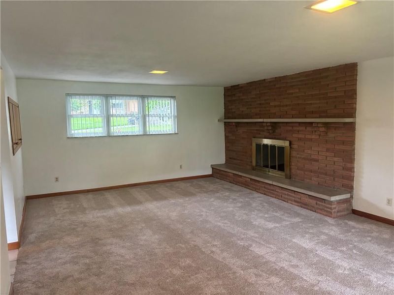 2518 Loris Drive, Miami Township, OH 45449 Photo 9