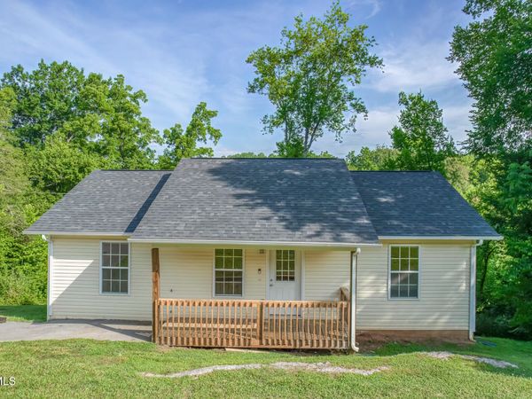 537 Catlett Drive, Kodak, TN 37764