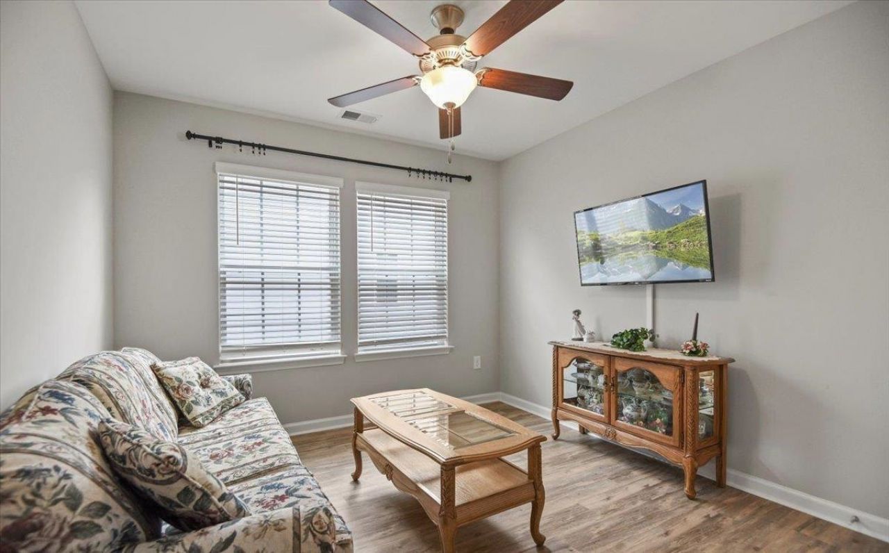 3720 Park Pointe Ave.  Photo 19