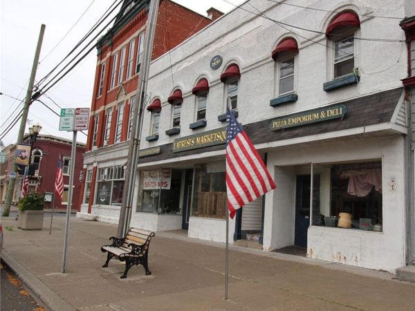 101 Main Street, Phelps, NY 14532