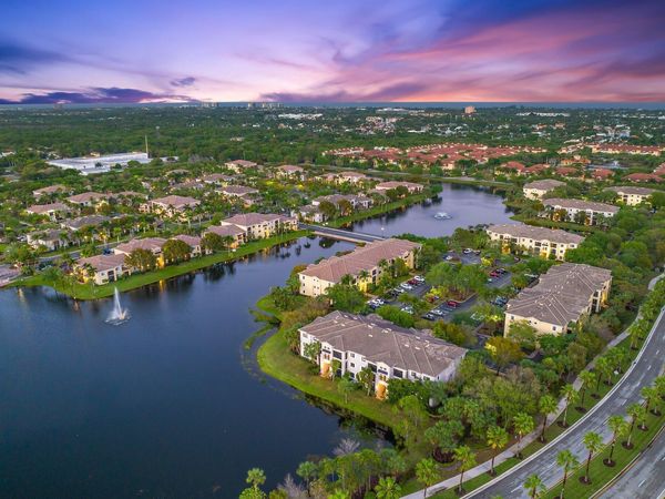 2725 Anzio Court, Unit 107, Palm Beach Gardens, FL 33410