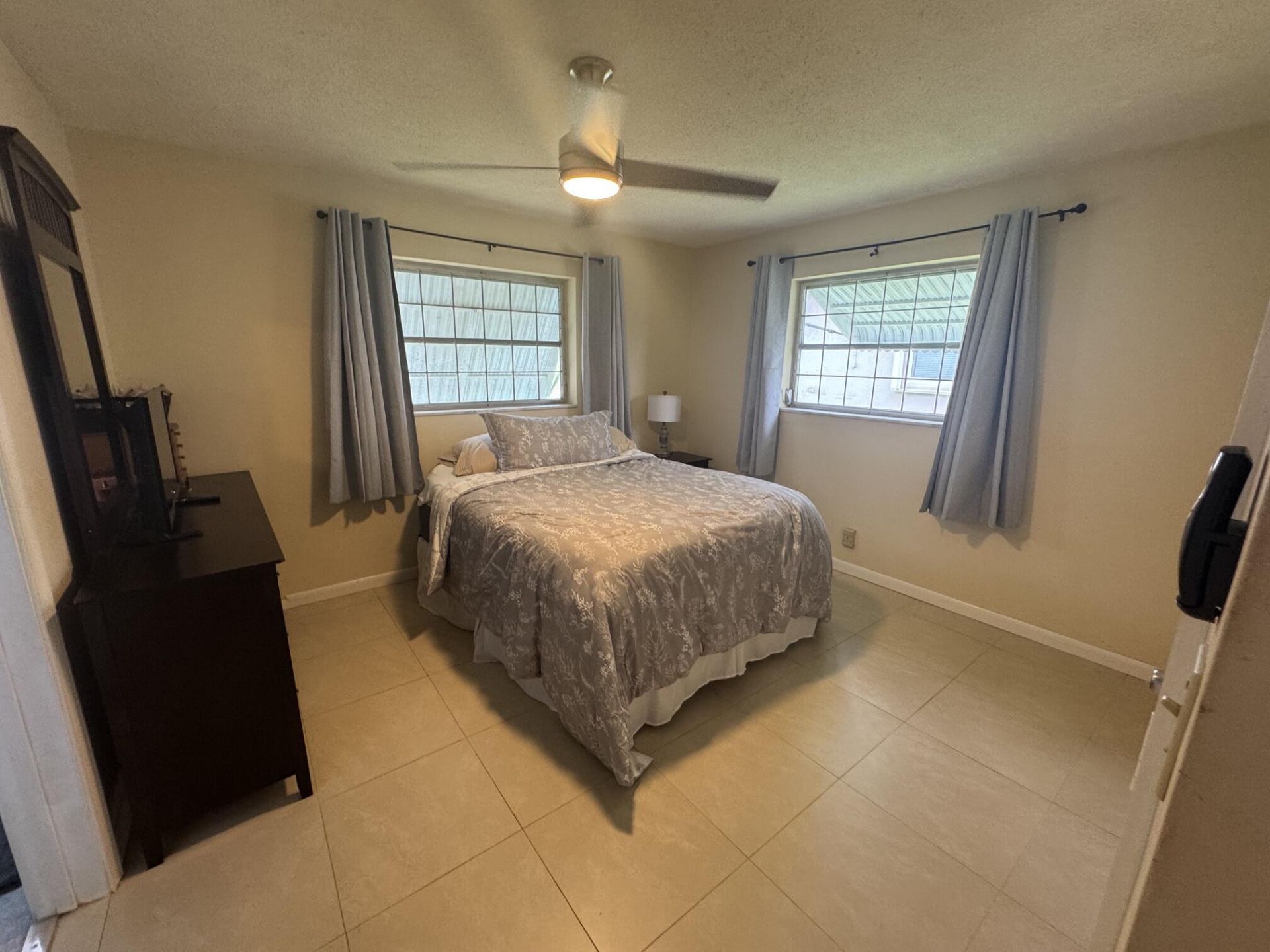 3005 NW 46th Street, Fort Lauderdale, FL 33309 Photo