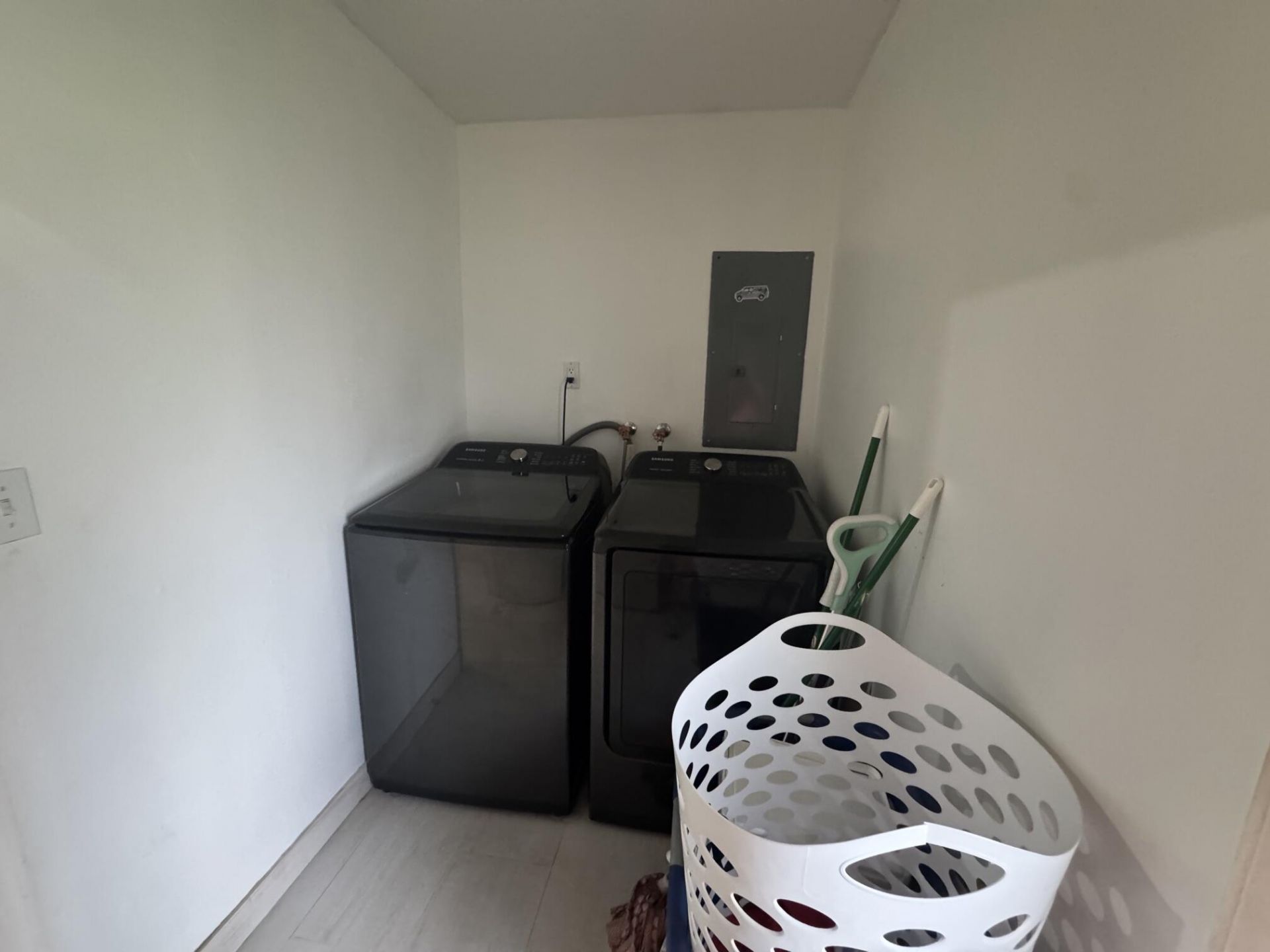 3005 NW 46th Street, Fort Lauderdale, FL 33309 Photo