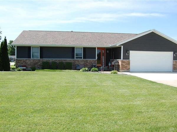 910 Baker Road, Versailles, OH 45380