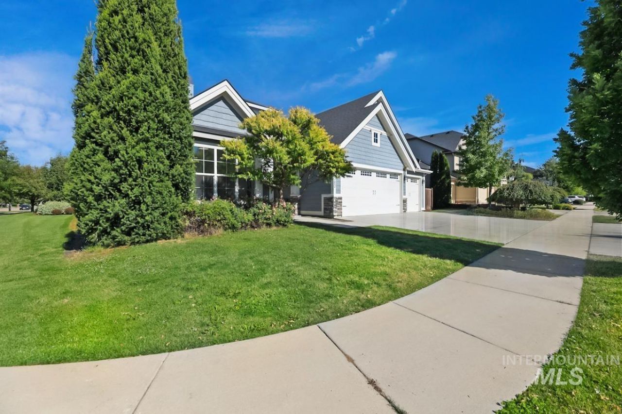 6080 N Keaton Ave, Meridian, ID 83646 Main Photo