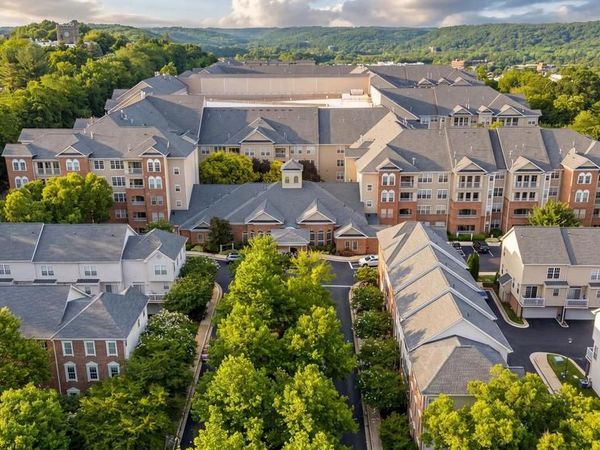 400 SYMPHONY CIRCLE, Unit 136E, HUNT VALLEY, MD 21030