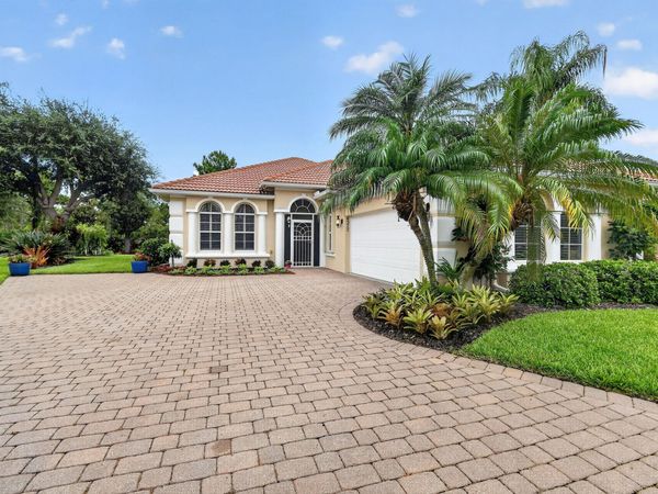 4577 NW Red Bay Circle, Jensen Beach, FL 34957