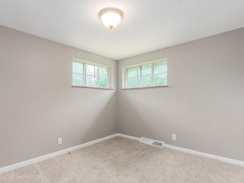 8667 Susanview Lane, Anderson Twp, OH 45244 Photo 17