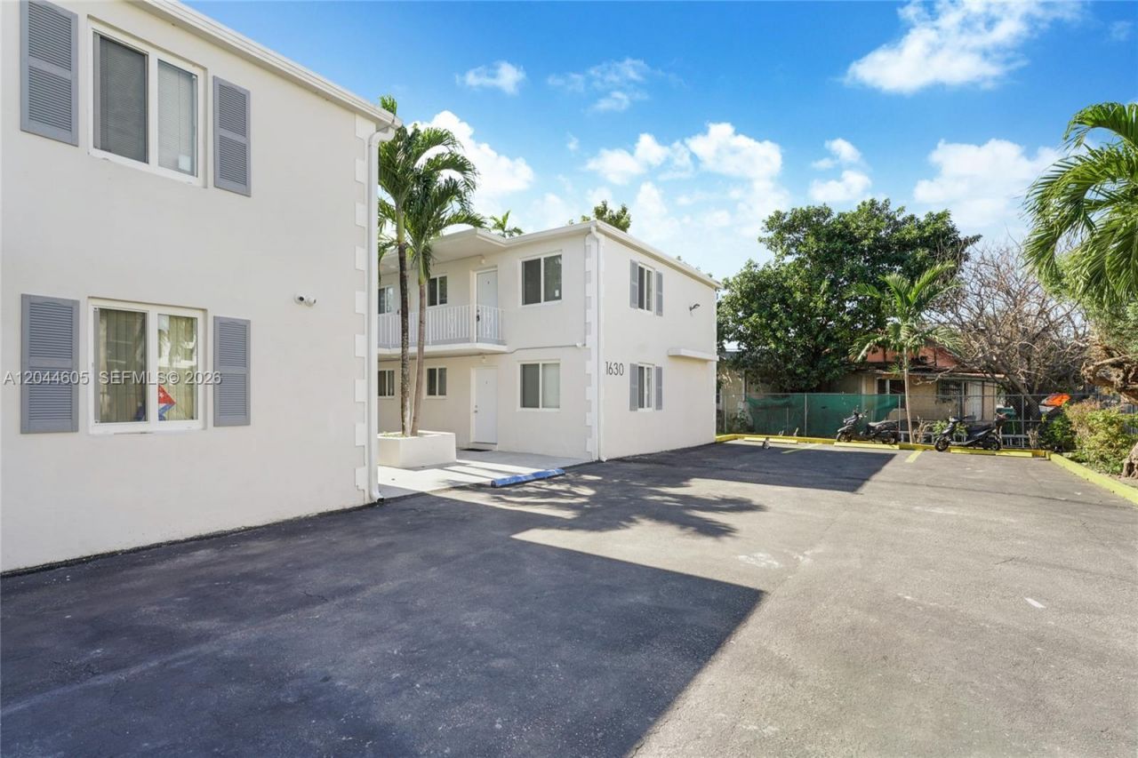 1630 NW 18th St , Unit 3, Miami, FL 33125 Photo