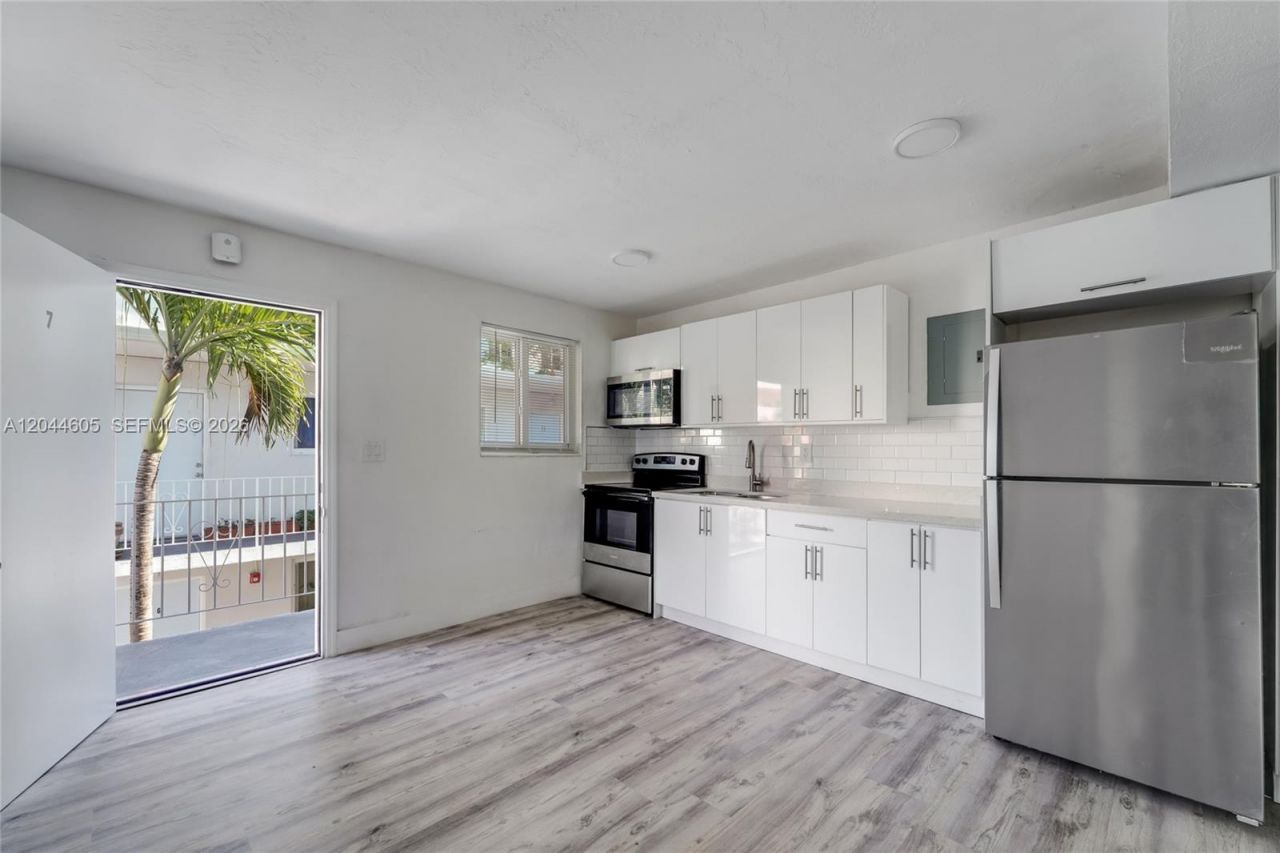 1630 NW 18th St , Unit 3, Miami, FL 33125 Photo