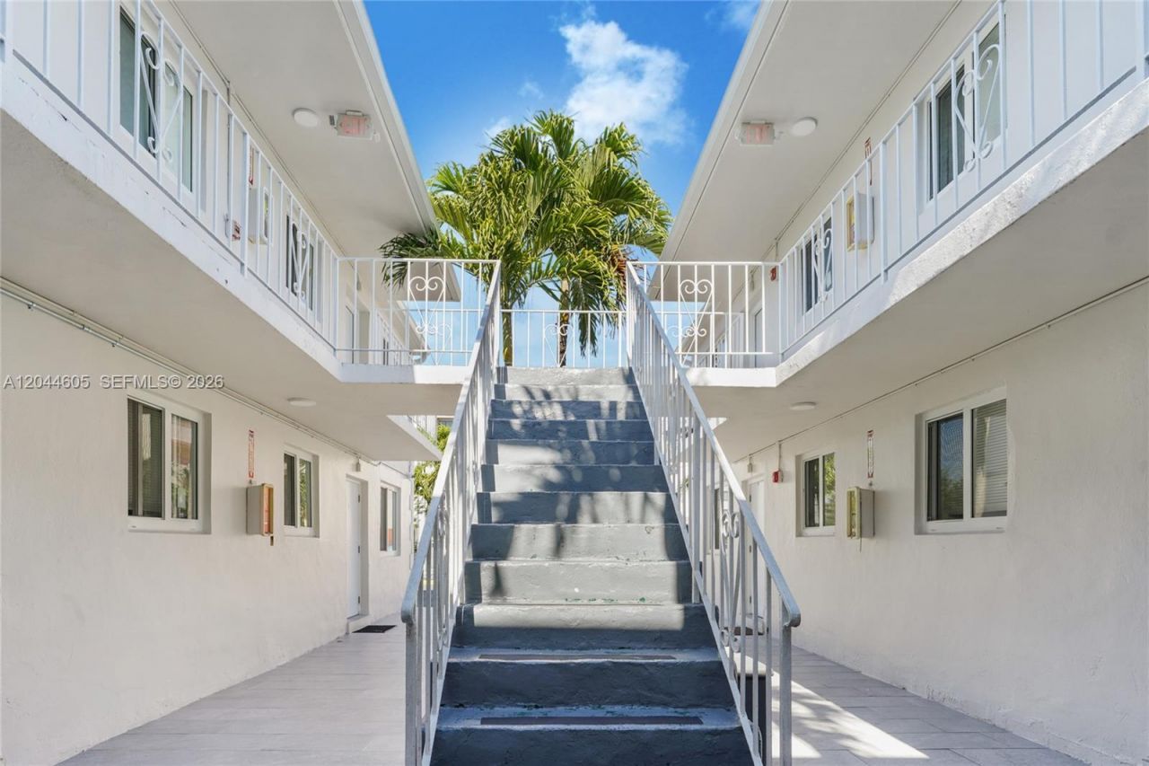 1630 NW 18th St , Unit 3, Miami, FL 33125 Photo