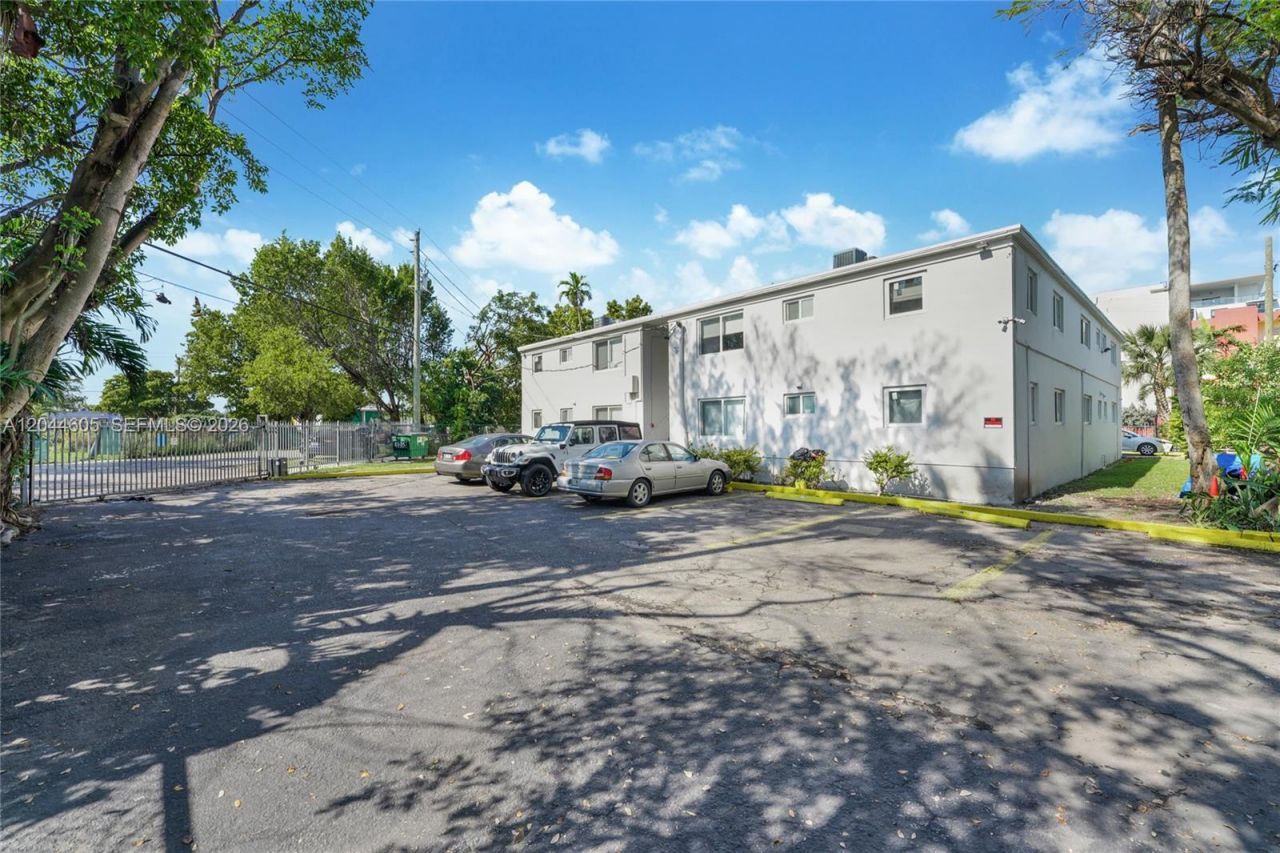 1630 NW 18th St , Unit 3, Miami, FL 33125 Photo