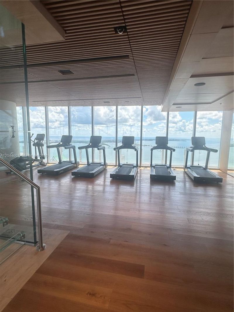 300 Biscayne Blvd Way , Unit 1909, Miami, FL 33131 Photo