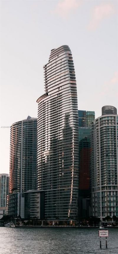 300 Biscayne Blvd Way , Unit 1909, Miami, FL 33131 Photo