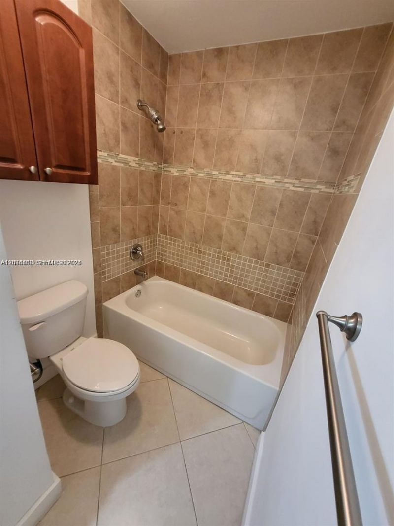 10741 Cleary Blvd , Unit 306, Plantation, FL 33324 Photo
