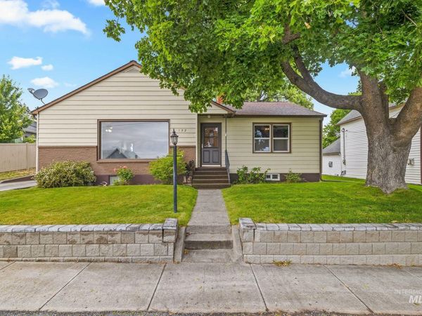132 W Ash Street, Genesee, ID 83832