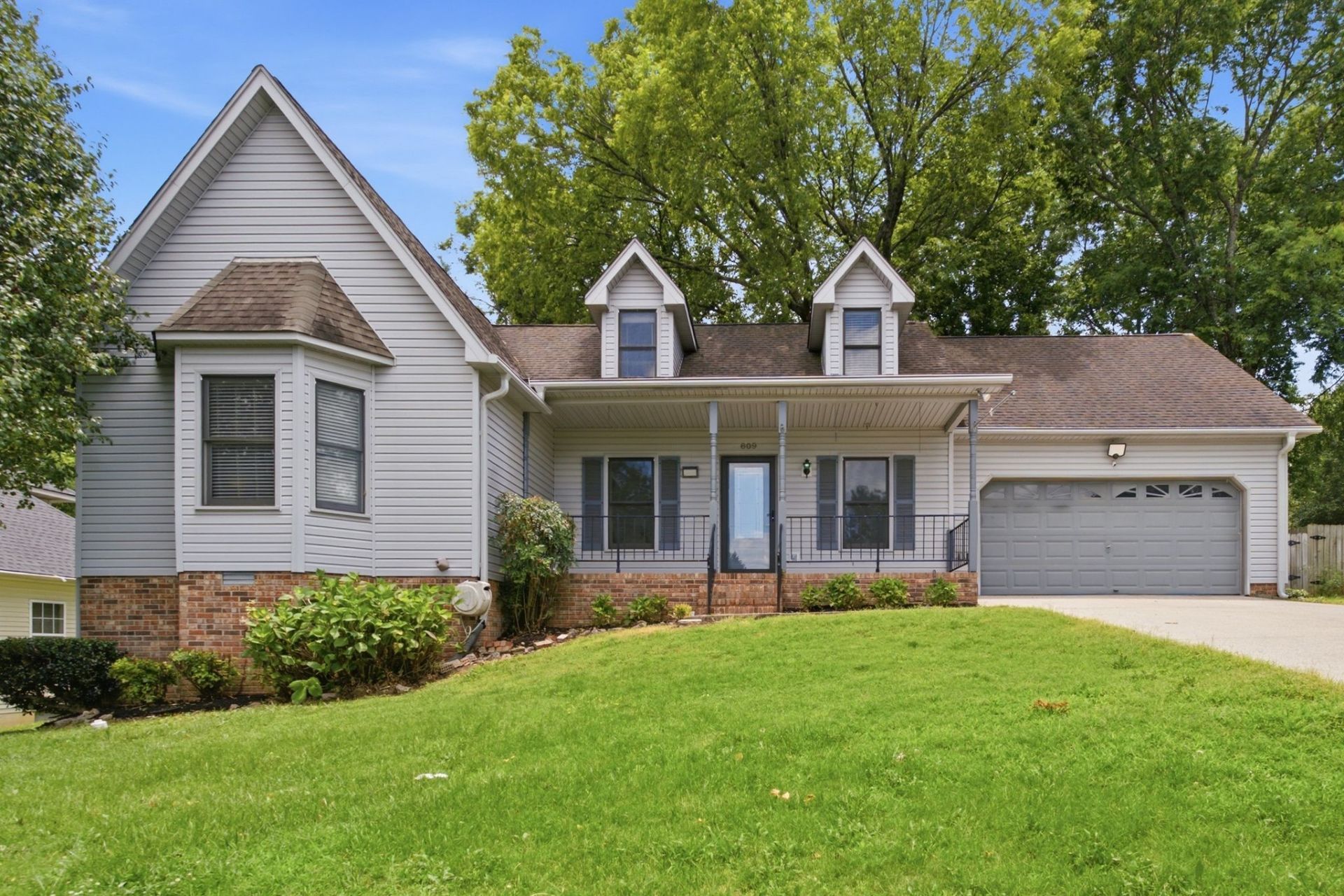 609 Knollwood Dr, La Vergne, TN 37086 Main Photo