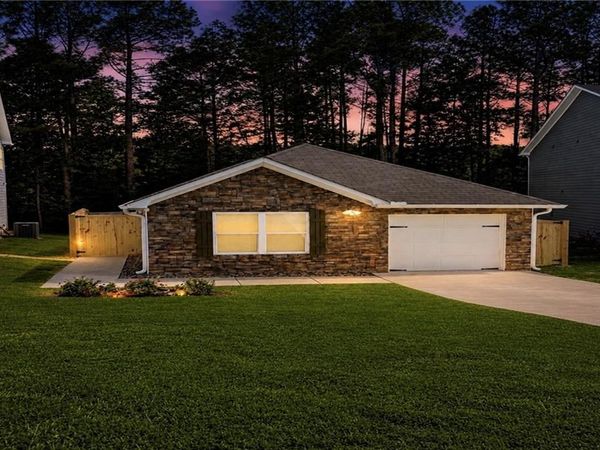 61 Hood Park Court, Jasper, GA 30143