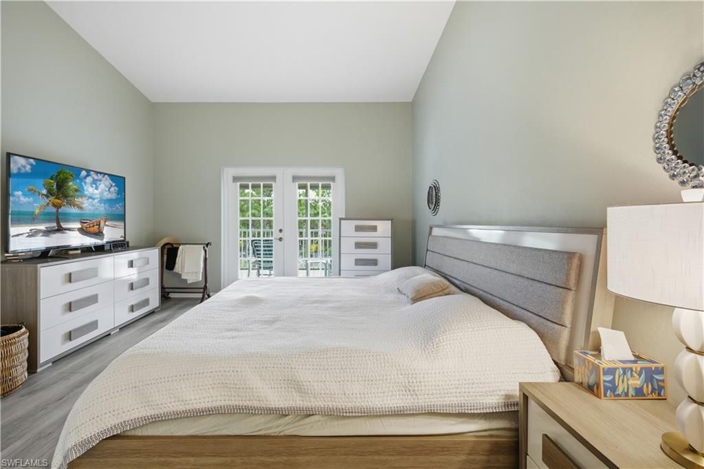 14560 Red Fox Run, Unit 502, Naples, FL 34110 Photo