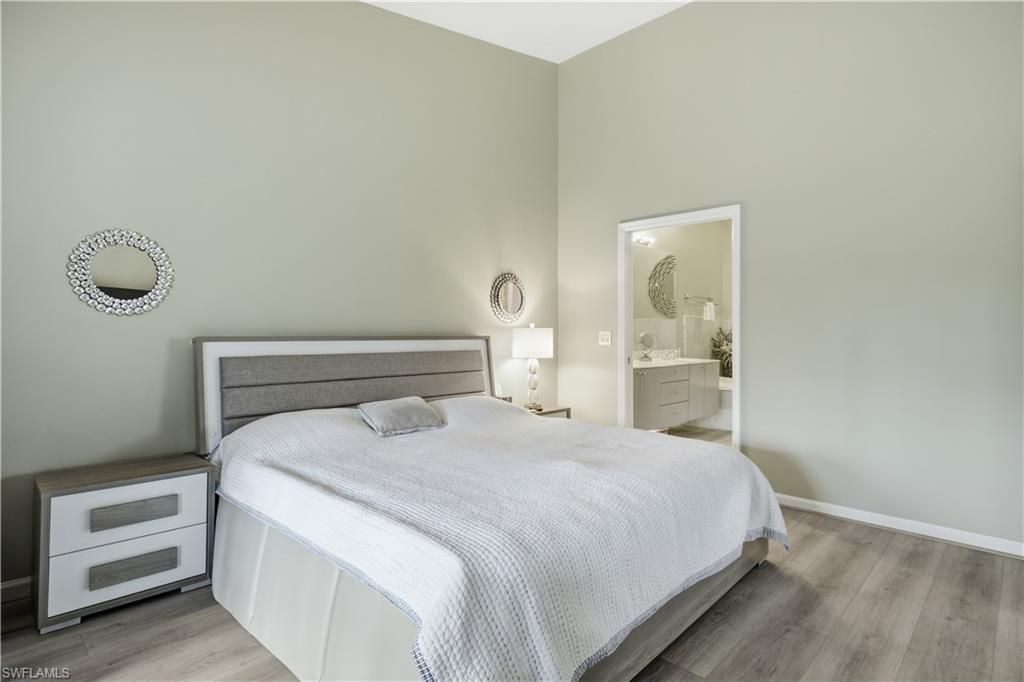 14560 Red Fox Run, Unit 502, Naples, FL 34110 Photo