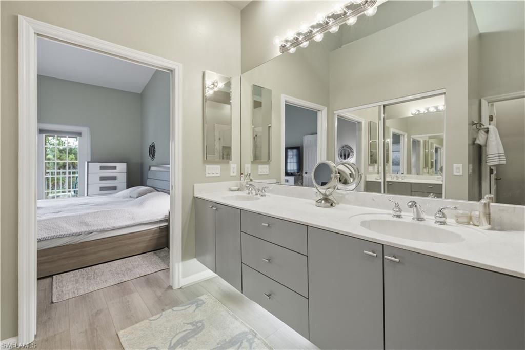 14560 Red Fox Run, Unit 502, Naples, FL 34110 Photo
