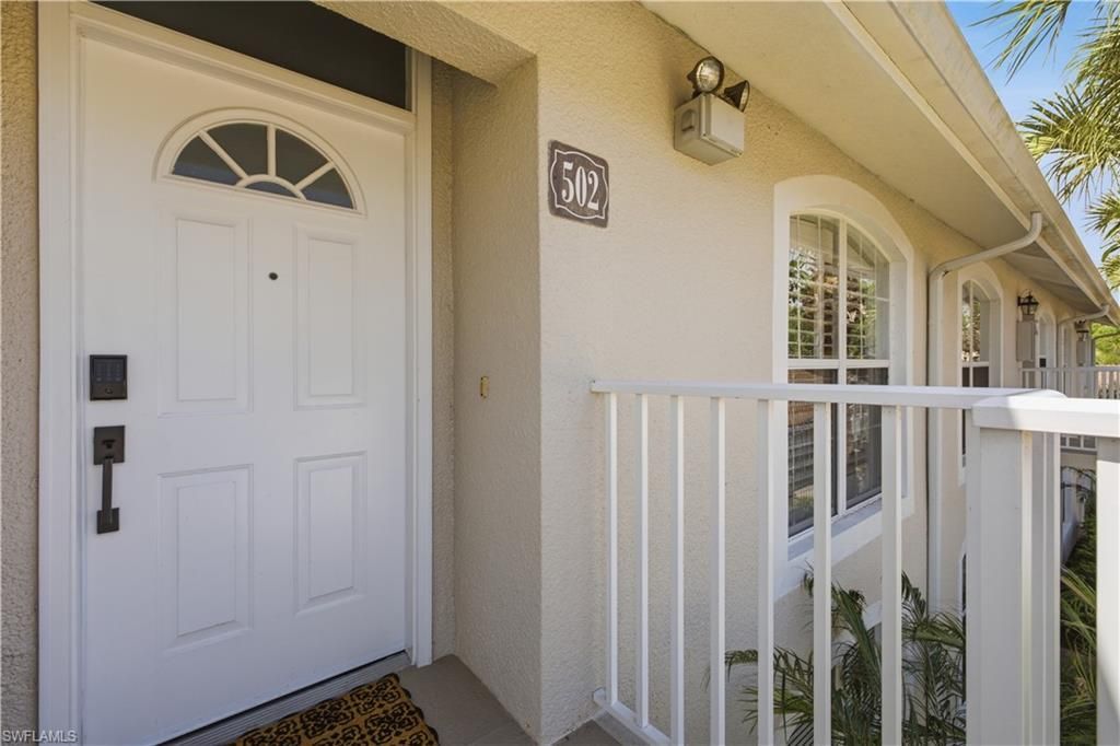 14560 Red Fox Run, Unit 502, Naples, FL 34110 Photo