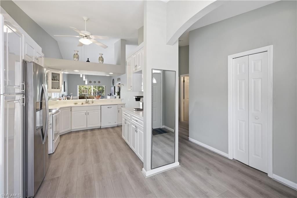 14560 Red Fox Run, Unit 502, Naples, FL 34110 Photo