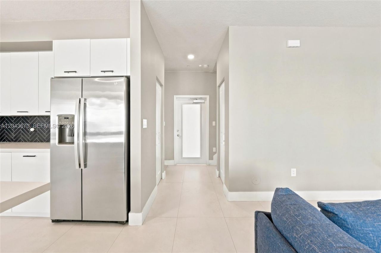 8167 NW 41st St , Unit E-101, Doral, FL 33166 Photo