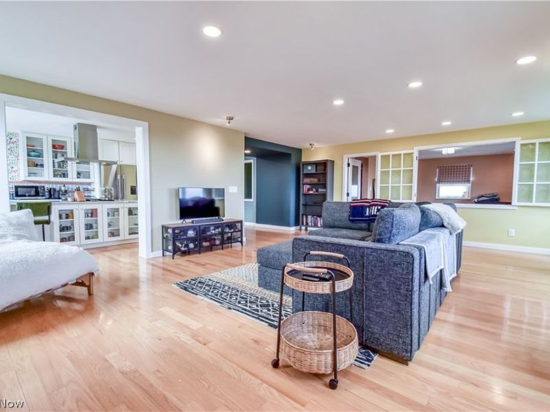 13800 Shaker Boulevard, Unit 1102, Cleveland, OH 44120 Photo 12