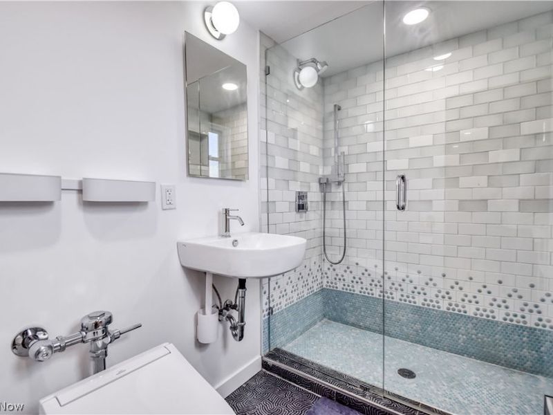 13800 Shaker Boulevard, Unit 1102, Cleveland, OH 44120 Photo 16