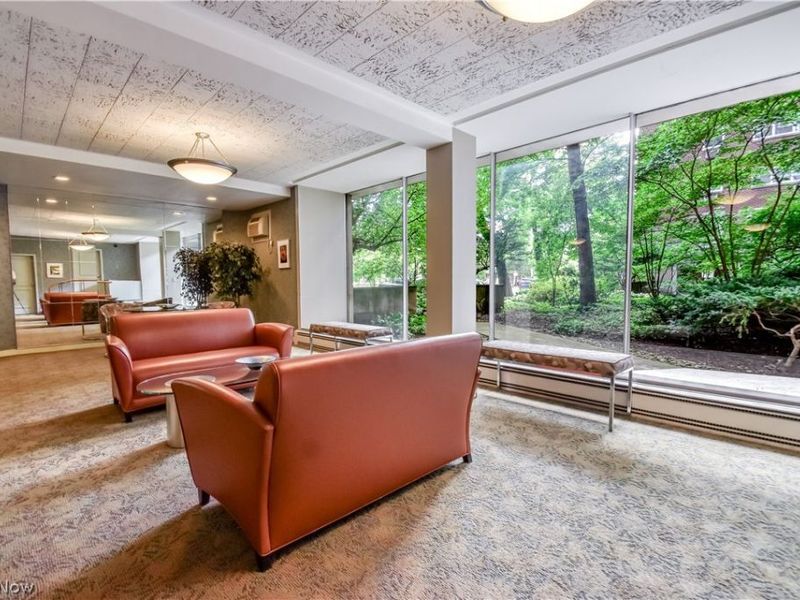 13800 Shaker Boulevard, Unit 1102, Cleveland, OH 44120 Photo 25