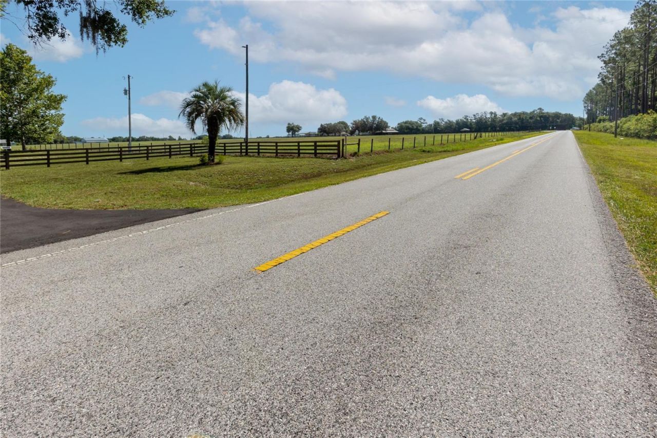 24063 Hayman Road, Brooksville, FL 34602 Photo
