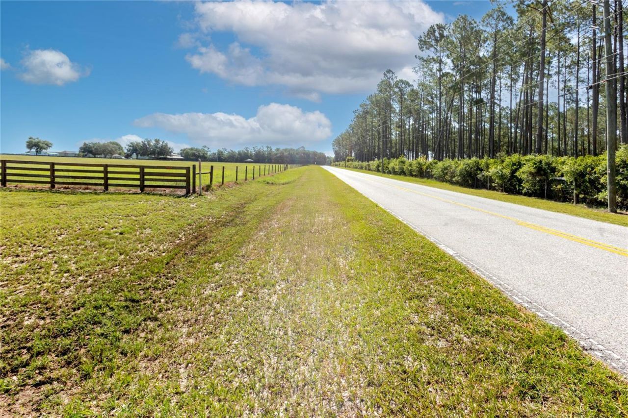 24063 Hayman Road, Brooksville, FL 34602 Photo