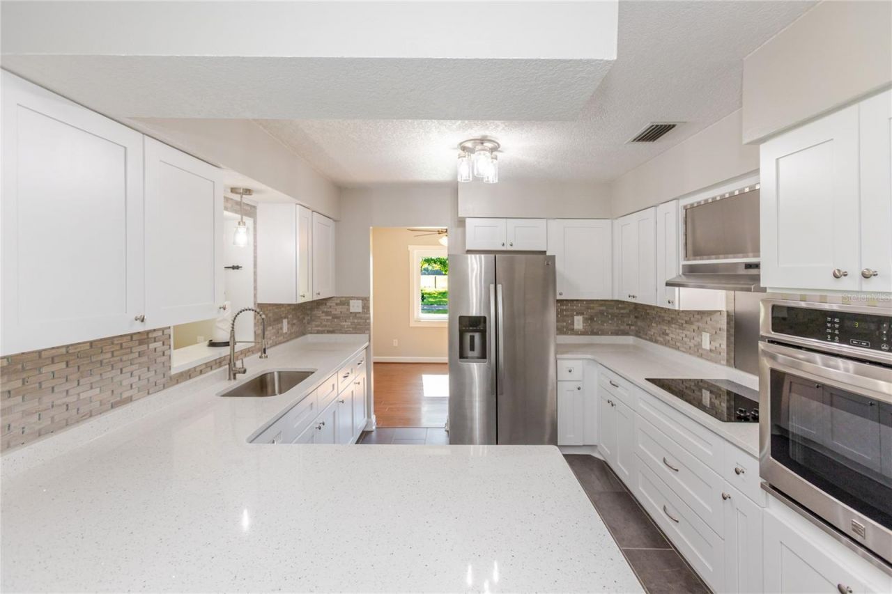 24063 Hayman Road, Brooksville, FL 34602 Photo