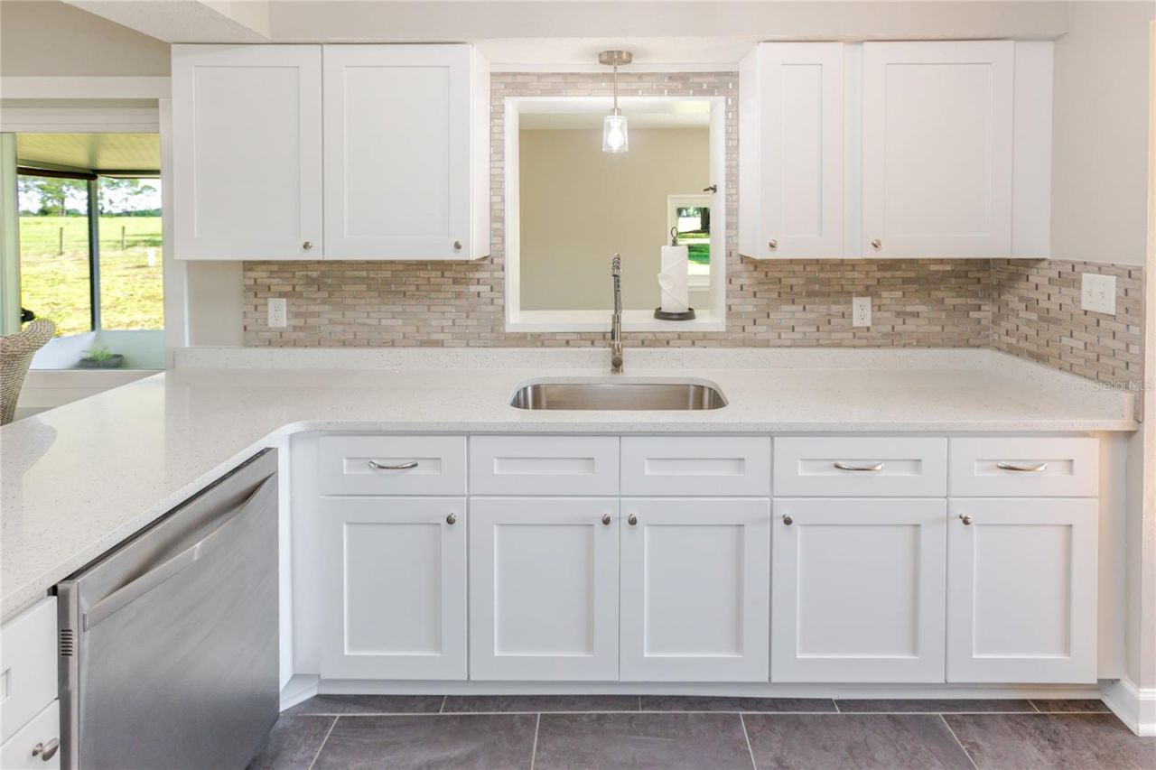 24063 Hayman Road, Brooksville, FL 34602 Photo