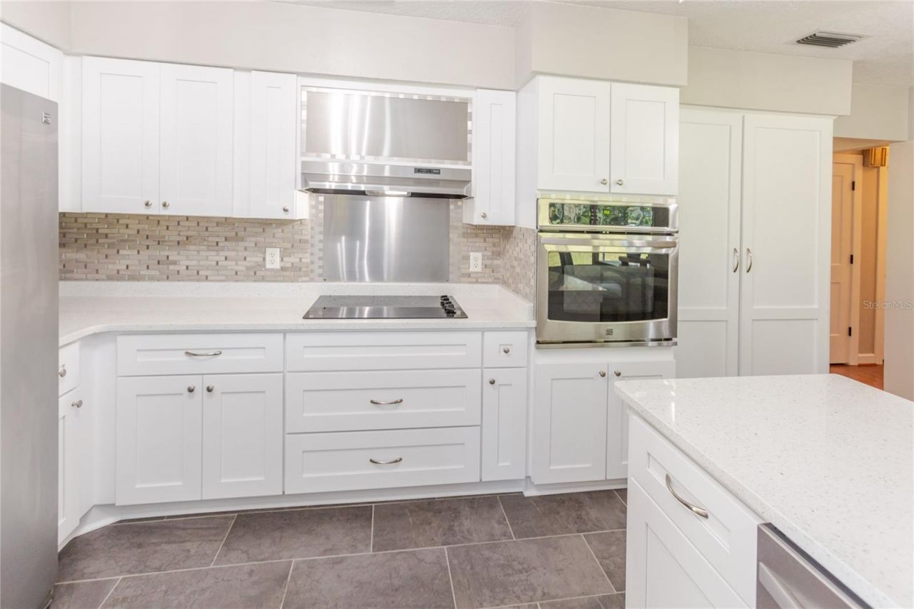 24063 Hayman Road, Brooksville, FL 34602 Photo