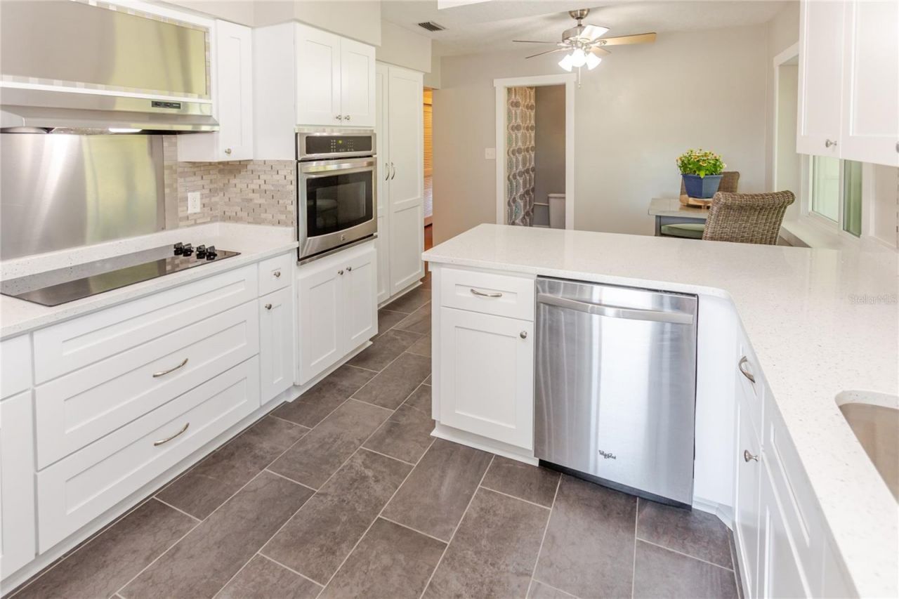 24063 Hayman Road, Brooksville, FL 34602 Photo