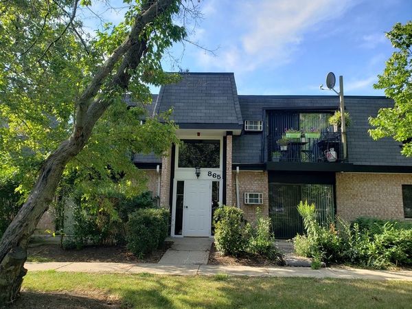 865 WESTMORELAND Drive , Unit 19, Vernon Hills, IL 60061