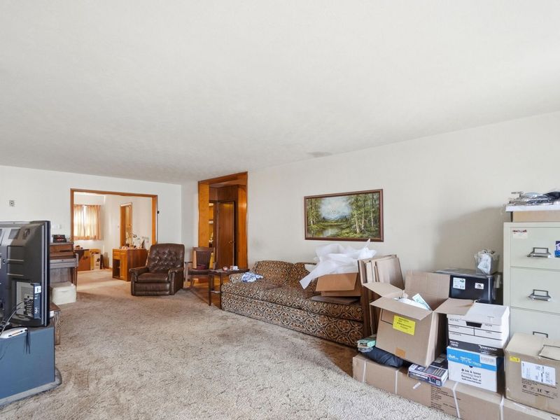 209 W Plum Street, Saint Paris, OH 43072 Photo 10
