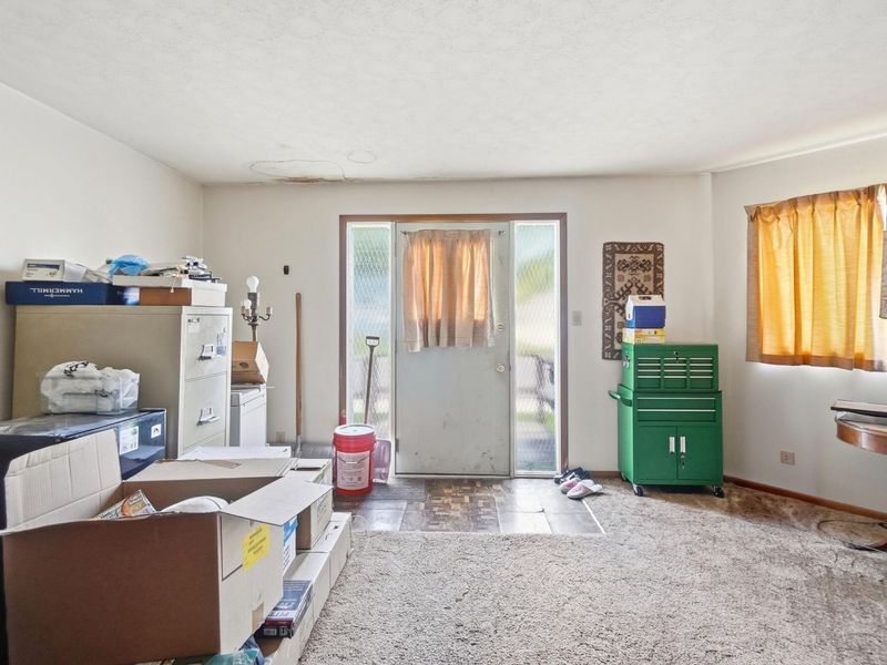 209 W Plum Street, Saint Paris, OH 43072 Photo 8