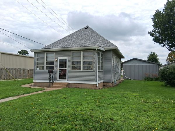 112 E 6th Street , Kewanee, IL 61443