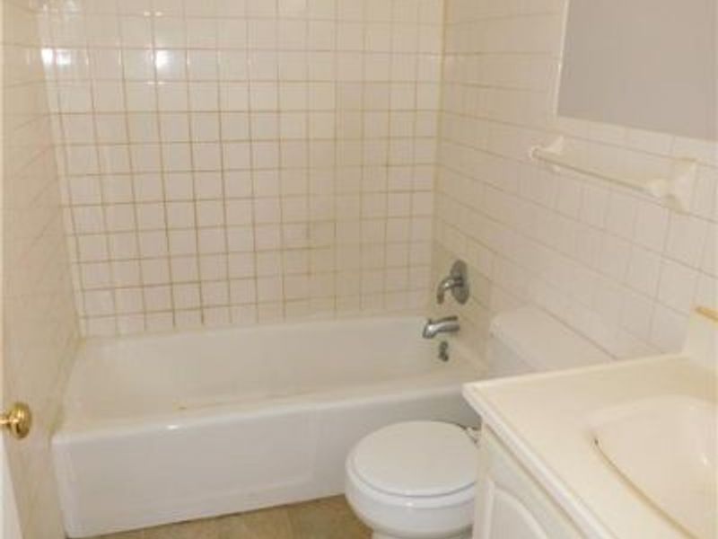 1718 Radio Road, Unit D, Dayton, OH 45403 Photo 10