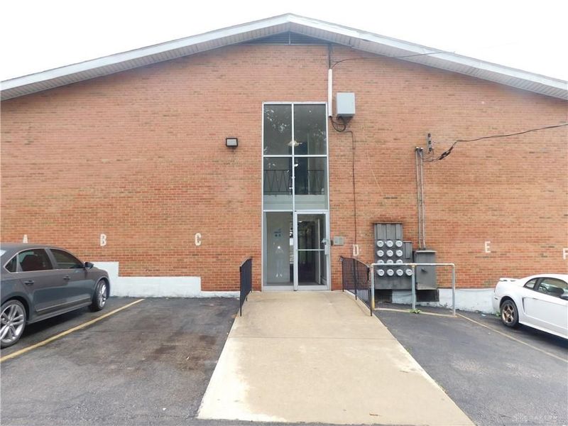 1718 Radio Road, Unit D, Dayton, OH 45403 Photo 11