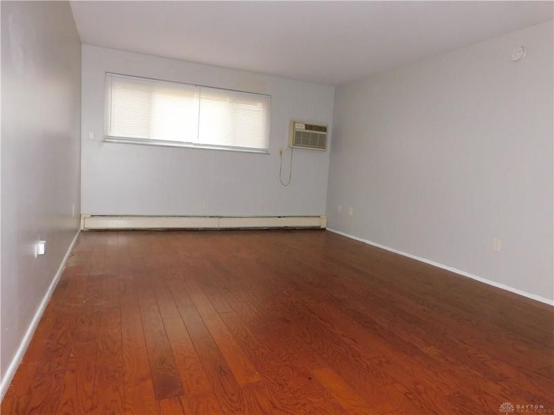 1718 Radio Road, Unit D, Dayton, OH 45403 Photo 4