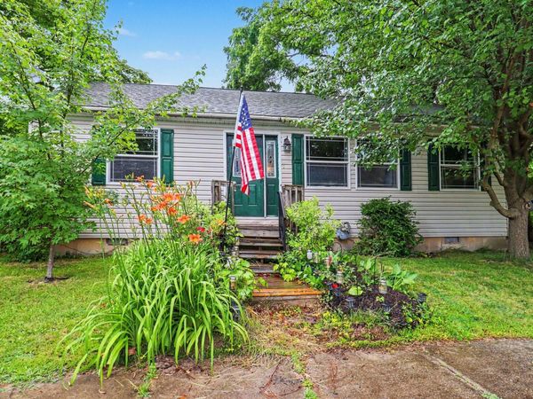 224 S Division Avenue, Fremont, MI 49412