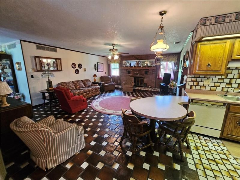 1376 Foust Road, Xenia Township, OH 45385 Photo 8
