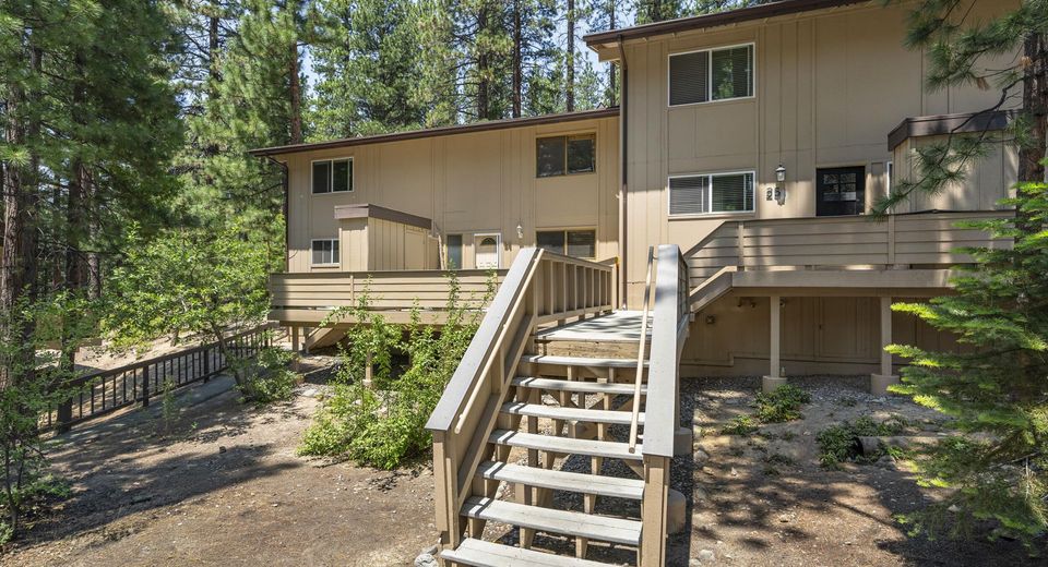 321 Ski Way, Unit 24, Incline Village, NV 89451 Photo